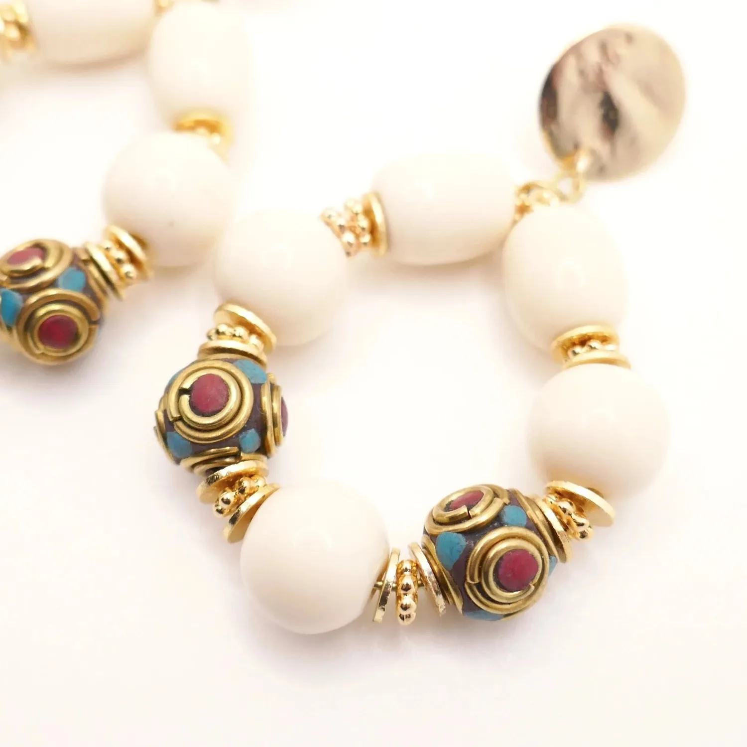 Cloralys Esmée boucles d'oreilles pendantes 6,5 cm écru