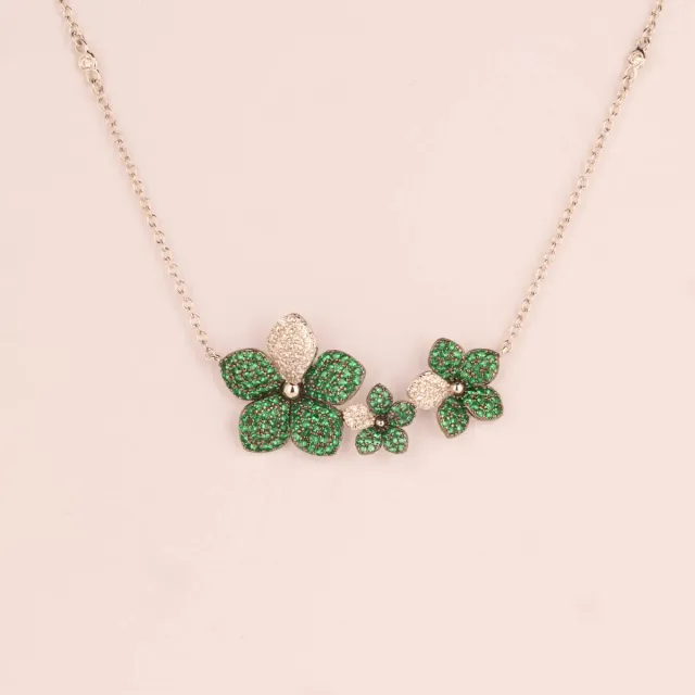 ULTIMA EDIZIONE 3 Fiori collier pavé émeraude