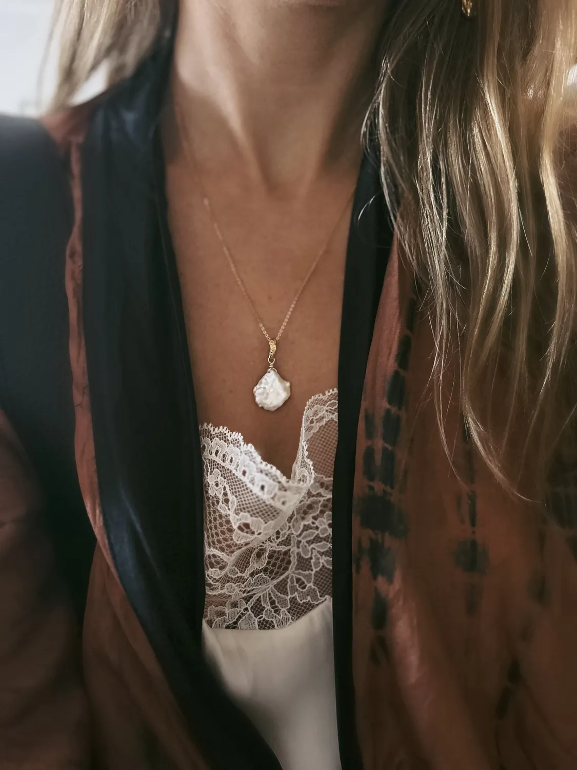 Elise Tsikis Alay collier perle 45 cm