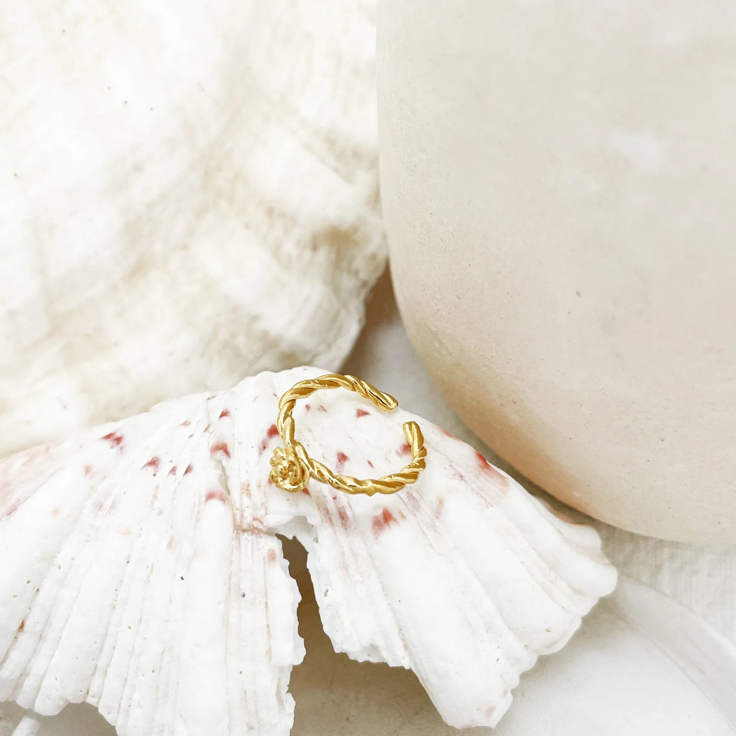 Elise Tsikis Lotis bague enfant réglable dorée noeud