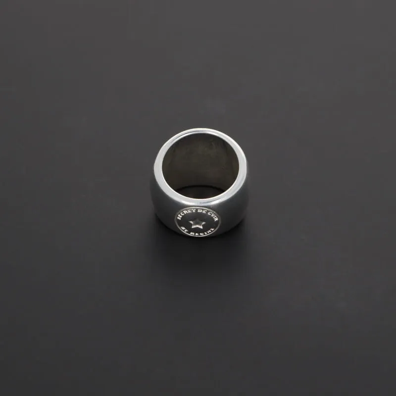 Secret de Cuir N°1307 étoile bague chevalière plaqué argent